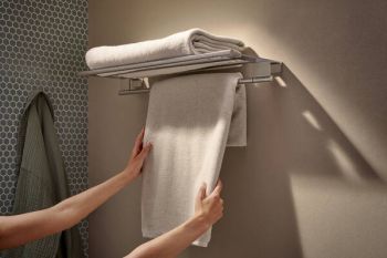  - Hansgrohe AddStoris S Półka na ręczniki z wieszakiem chrom 41781000 - 41781000 - Łazienki Szydłowski