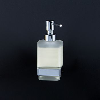  - Steinberg 450 Dozownik płynów kosmetycznych, chrom 4508000 - 450 8000 - Łazienki Szydłowski