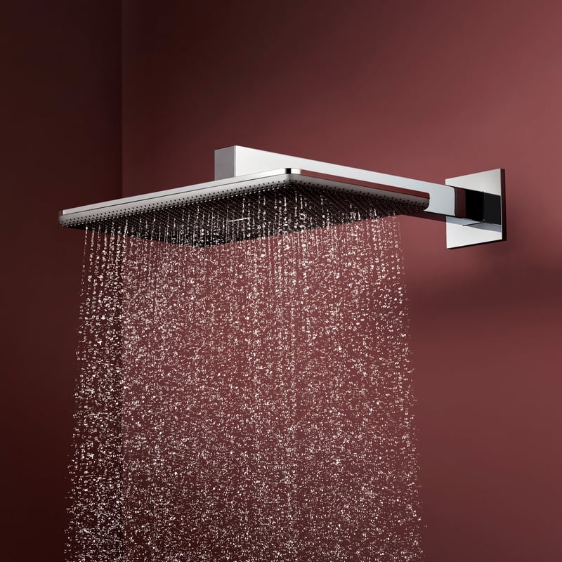 deszczownica z dwoma strumieniami wody